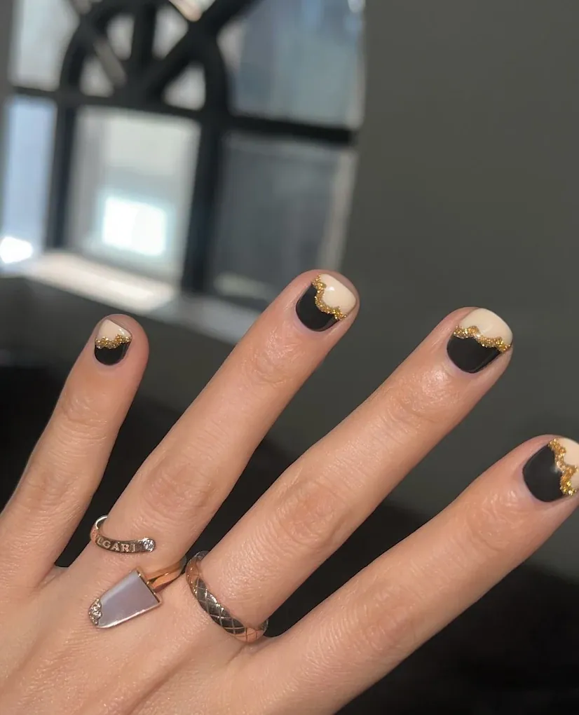 DAKYO NAIL Apgujeong photo 2 of 5