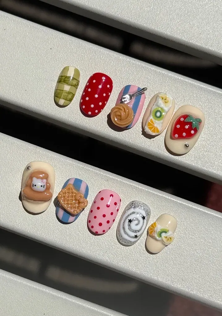 DAKYO Nail Seongsu photo 1 of 5