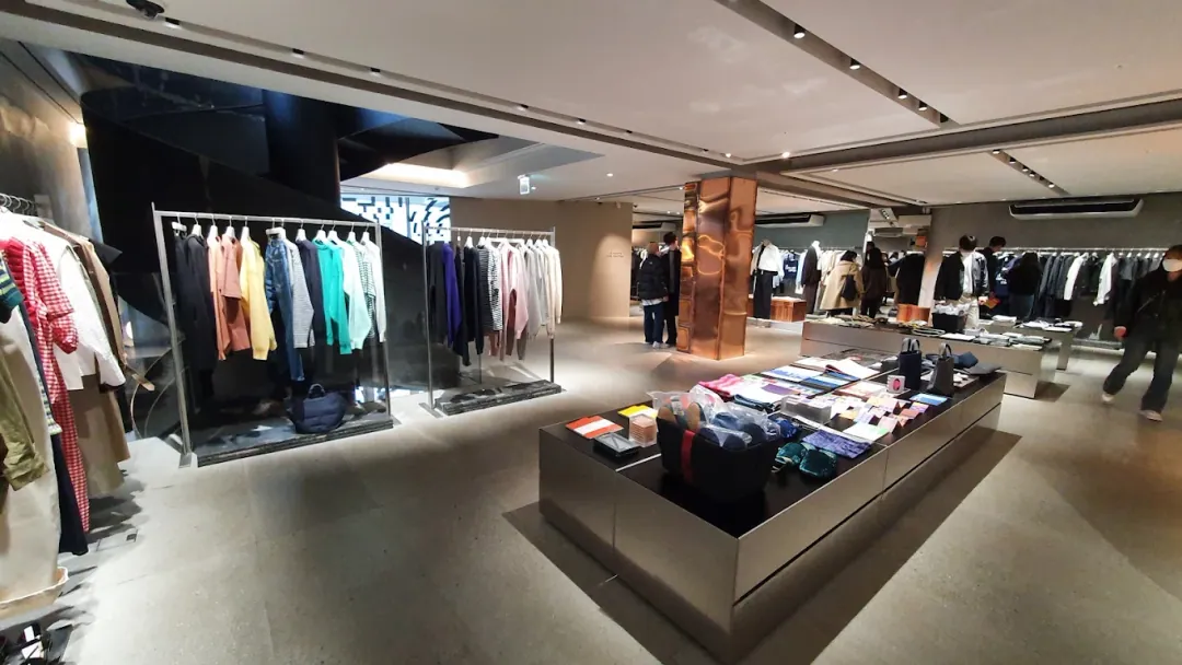LCDC Seoul photo 2 of 4