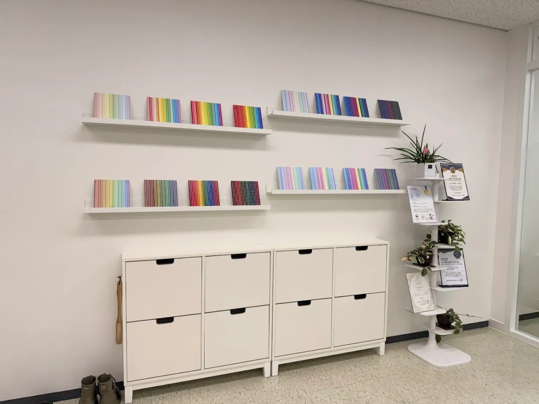 HOSU DOSAN Konkuk Seongsu Branch | K-Pop Hair + CCL Color Image Convergence Lab | Personal Color Analysis photo 1 of 5