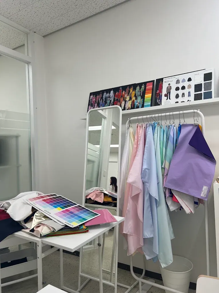 HOSU DOSAN Konkuk Seongsu Branch | K-Pop Hair + CCL Color Image Convergence Lab | Personal Color Analysis photo 2 of 5