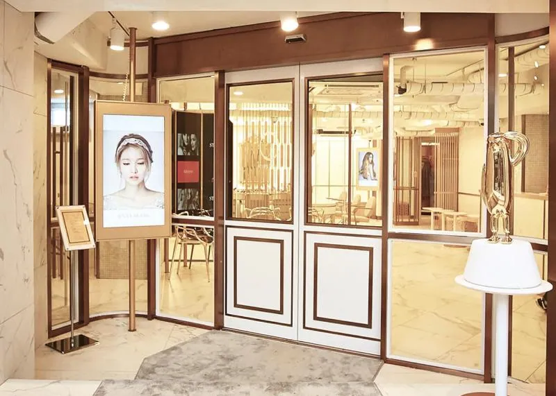 Jenny House | Celebrity Hair & Makeup Studio in Cheongdam photo 2 of 3
