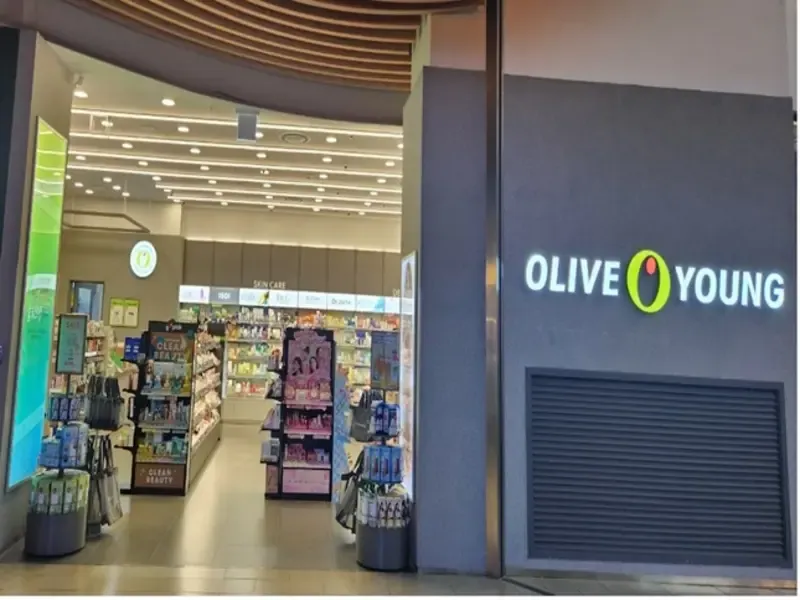 Olive Young Lotte World Mall photo 1 of 1